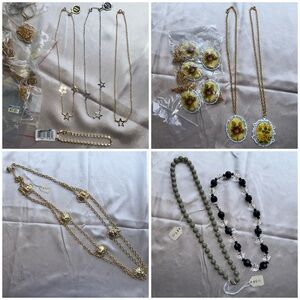 Vintage Costume Jewelry - 5 lb box of mixed jewelry